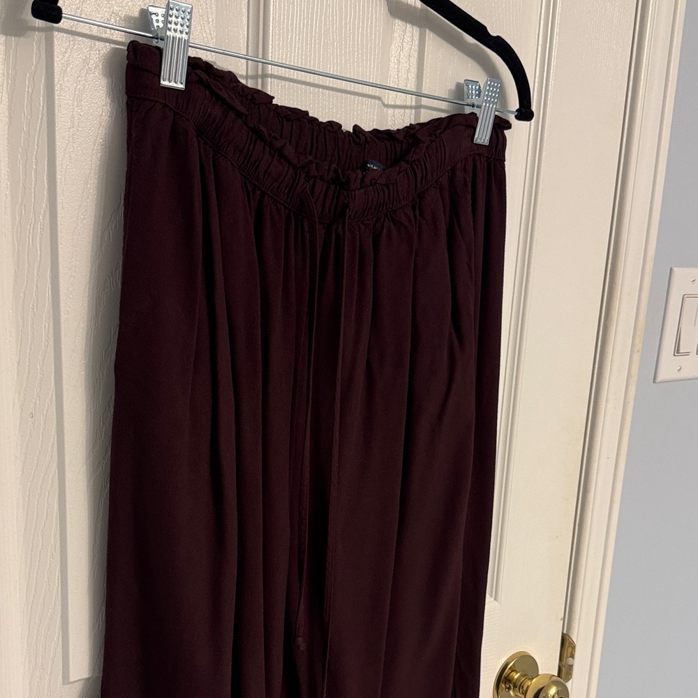 AMERICAN EAGLE Maroon Wide-Leg Pants